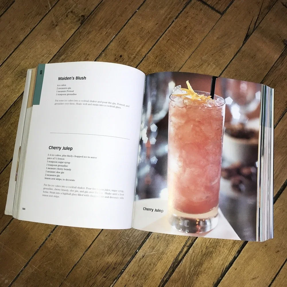 501‎ Must-Drink Cocktails - Paperback By Emma Beare - GOOD